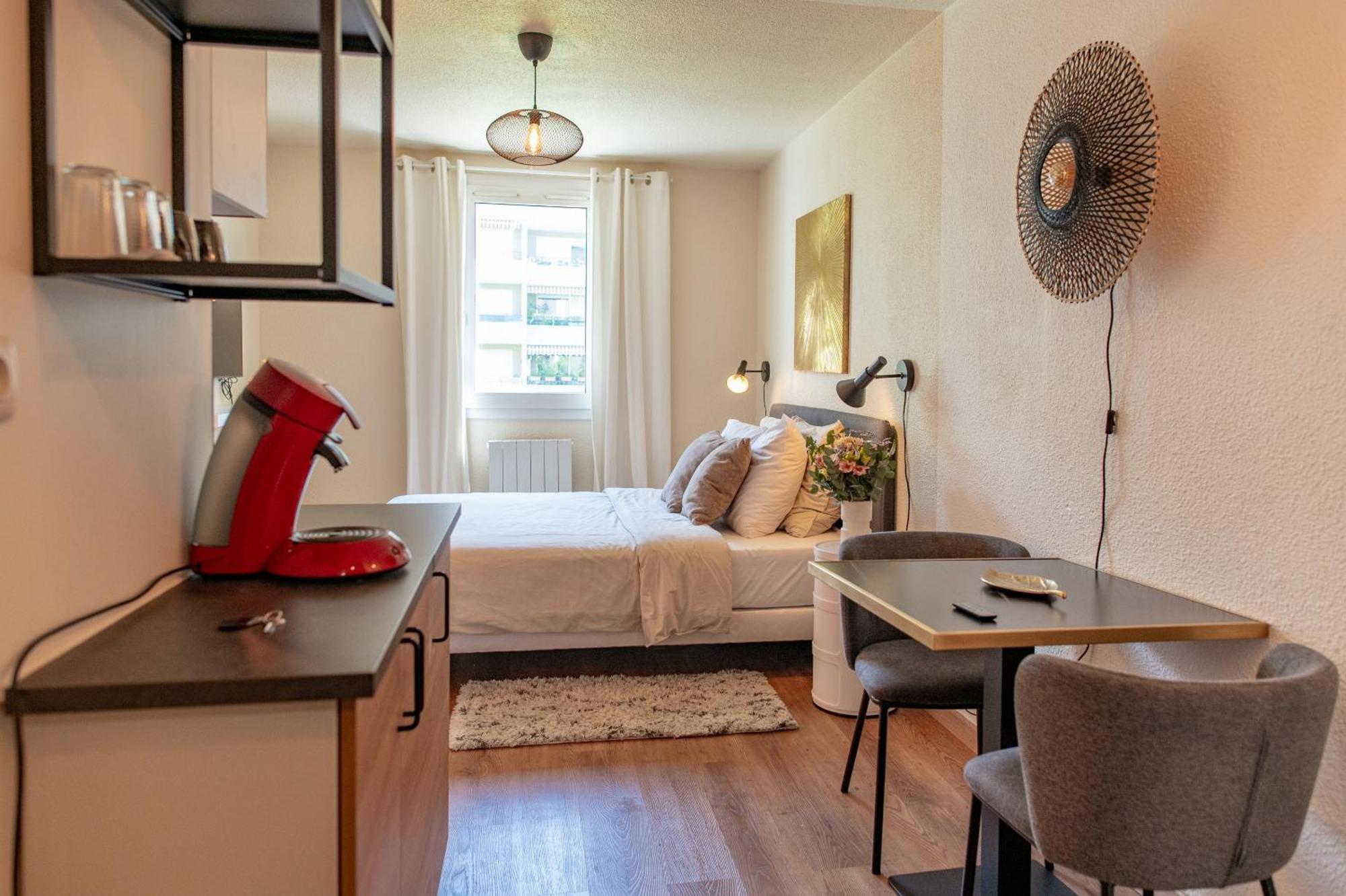Apartment Centre Meuble